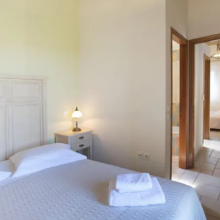 Asplathia Lefkada Villa