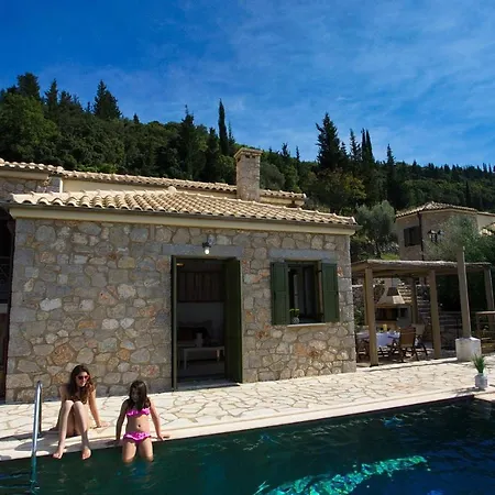 Asplathia Lefkada * Spanokhorion